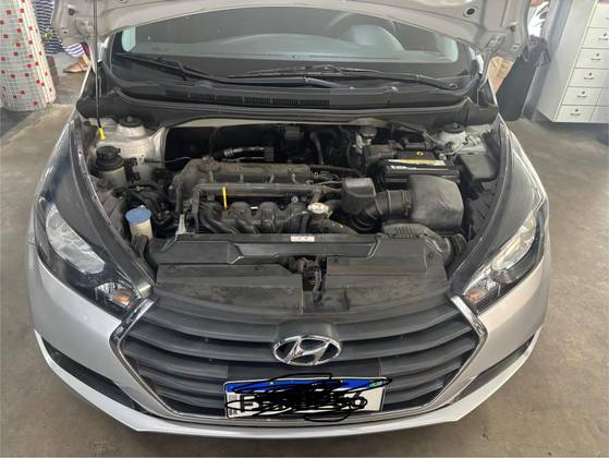 HYUNDAI HB20 1.6 COMFORT PLUS 16V FLEX 4P AUTOMÁTICO